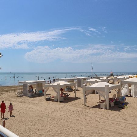 Apartamento Stiria Lignano Sabbiadoro Exterior foto