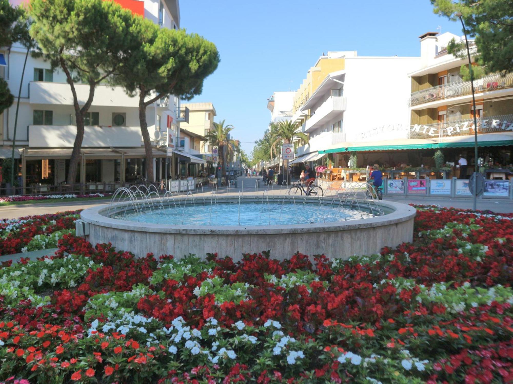 Apartamento Stiria Lignano Sabbiadoro Exterior foto