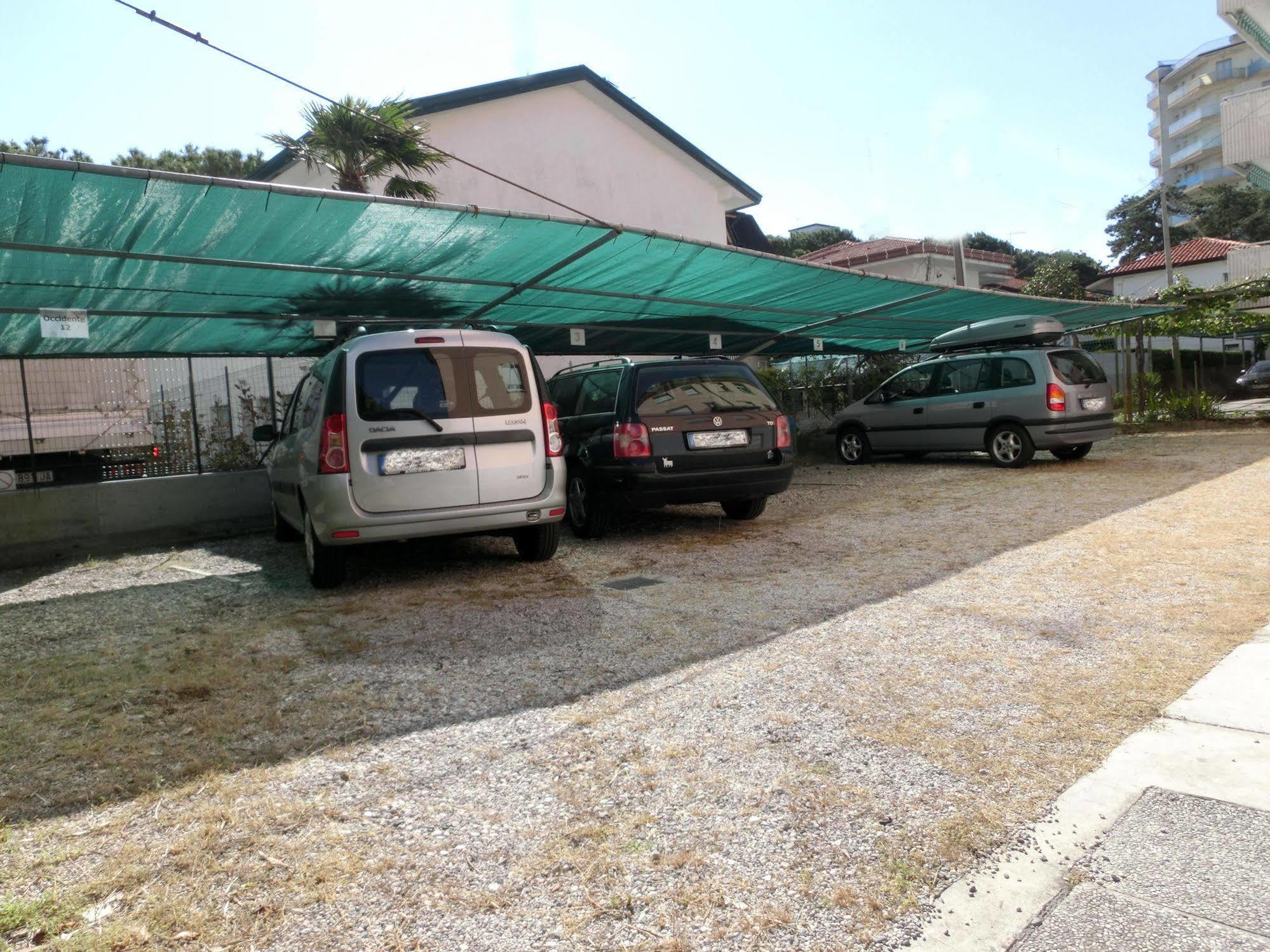 Apartamento Stiria Lignano Sabbiadoro Exterior foto